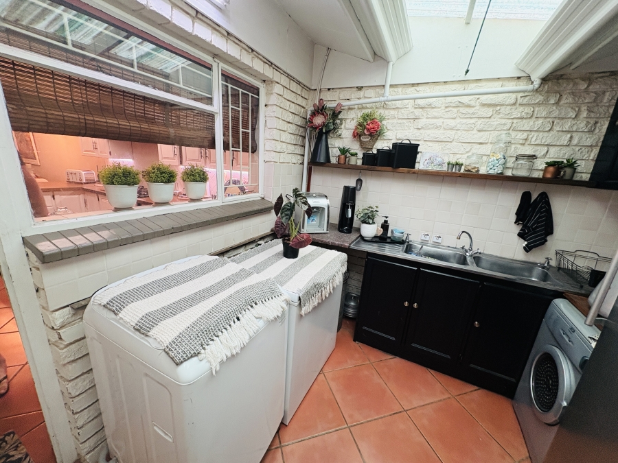 3 Bedroom Property for Sale in Ifafi North West